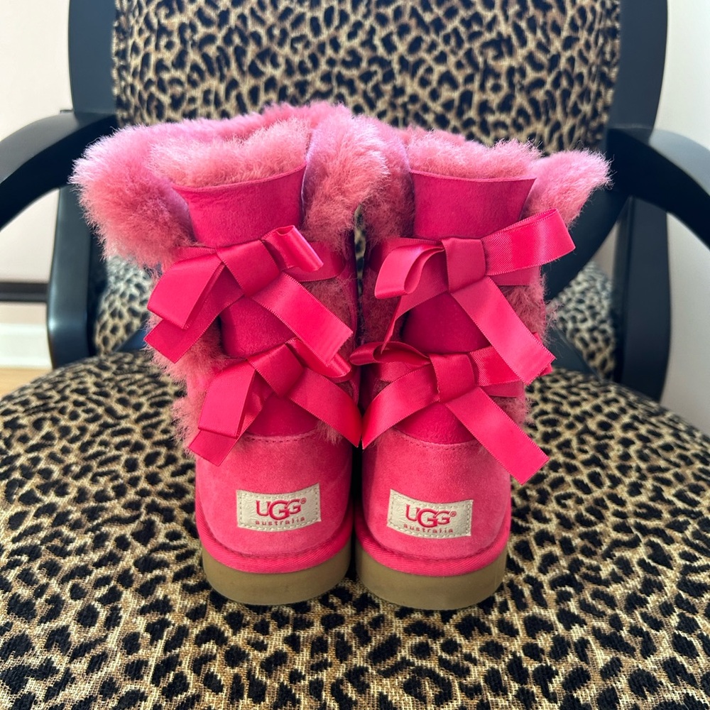 Bailey Bow Pink Ugg